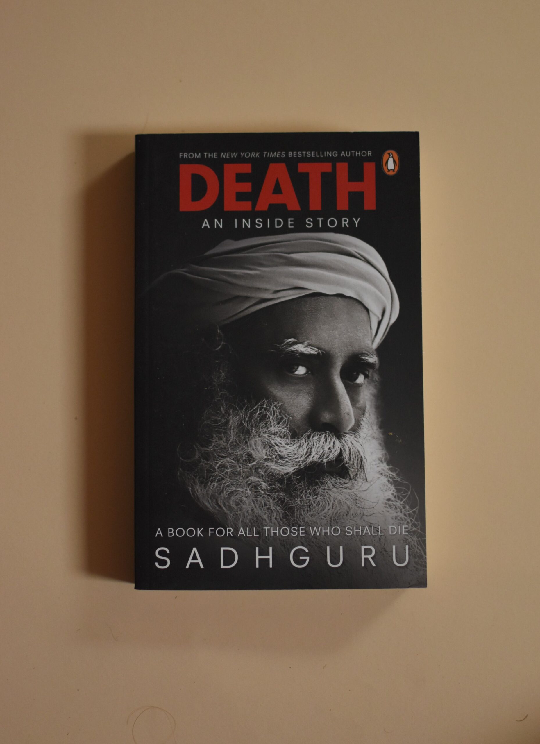 Книга Садхгуру англійською мовою Death